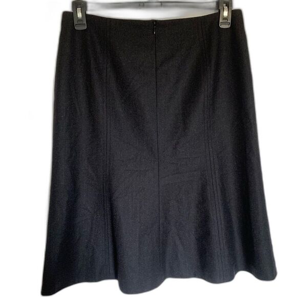 Akris Punto Black A Line Skirt 100% Wool size 10 Classic Business Casual Demure - Picture 3 of 10